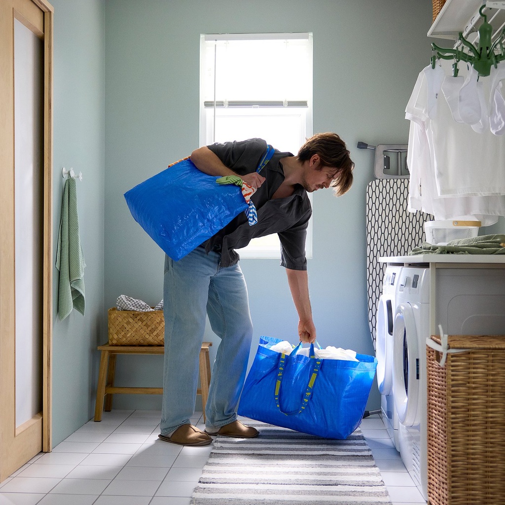 FRAKTA Carrier bag, medium - blue 45x18x45 cm/36 l