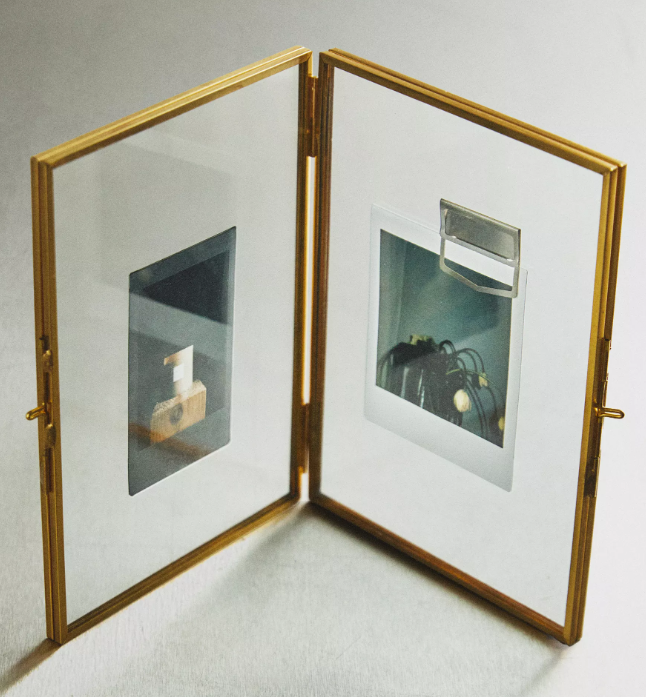 ‎Double Photo Frame Gold